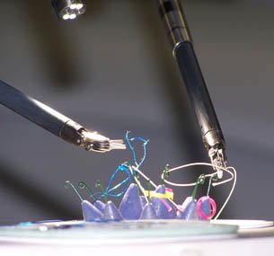 surgical-robots_html_m268a8bf5 surgical-robots_html_m268a8bf5